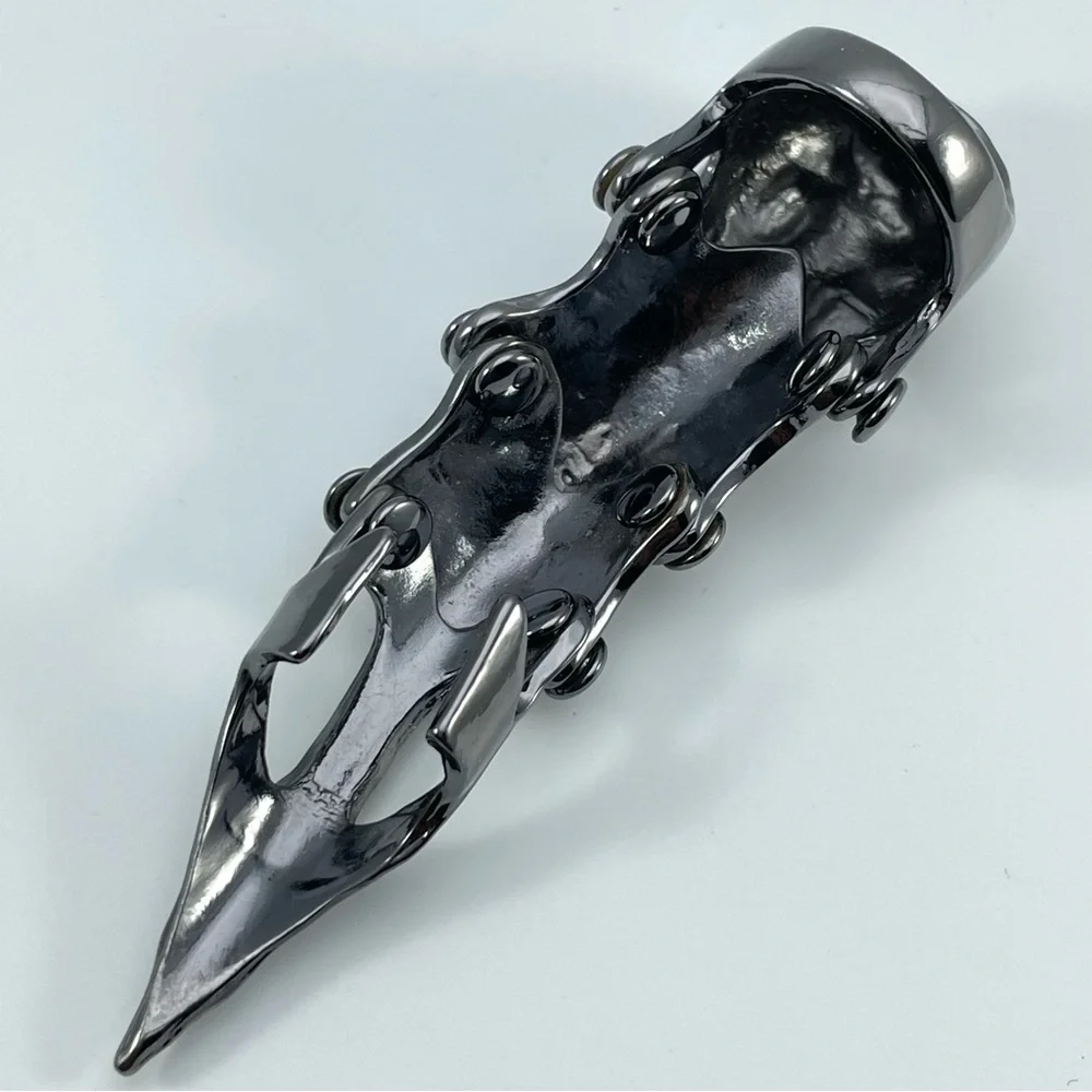 Gothic Statement Armor Jointed Skull Claw Full Finger Ring – Gunmetal